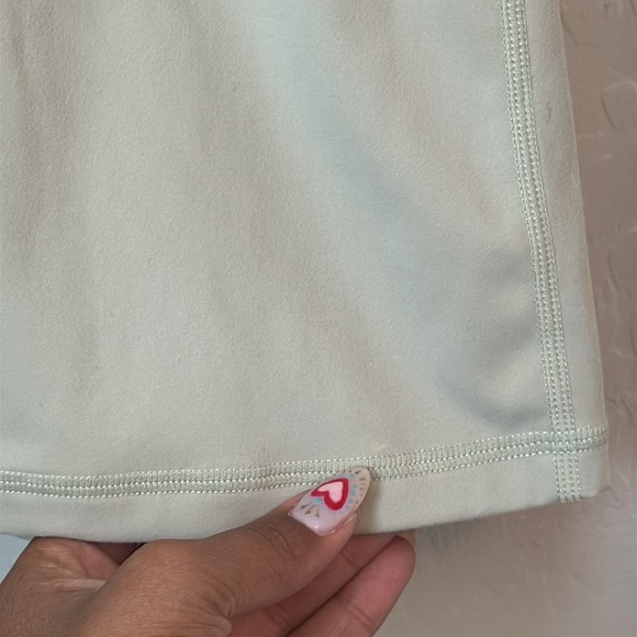 SET ACTIVE Luxform Bike Shorts in Sage Size S - Picture 7 of 7